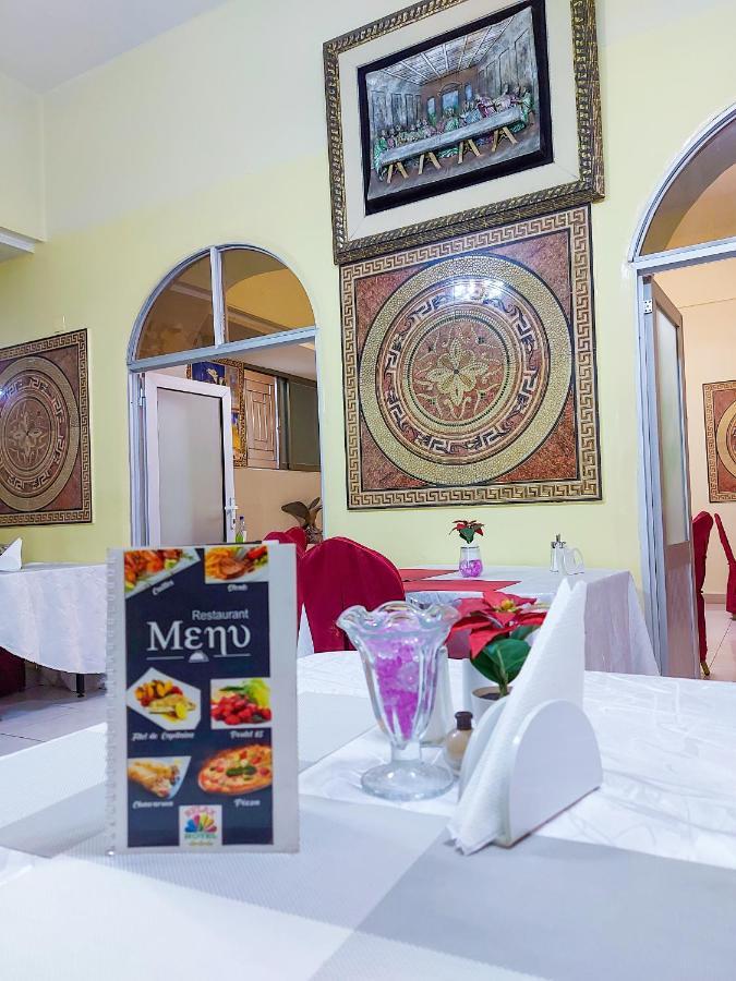 Hotel Relax Kinszasa Zewnętrze zdjęcie