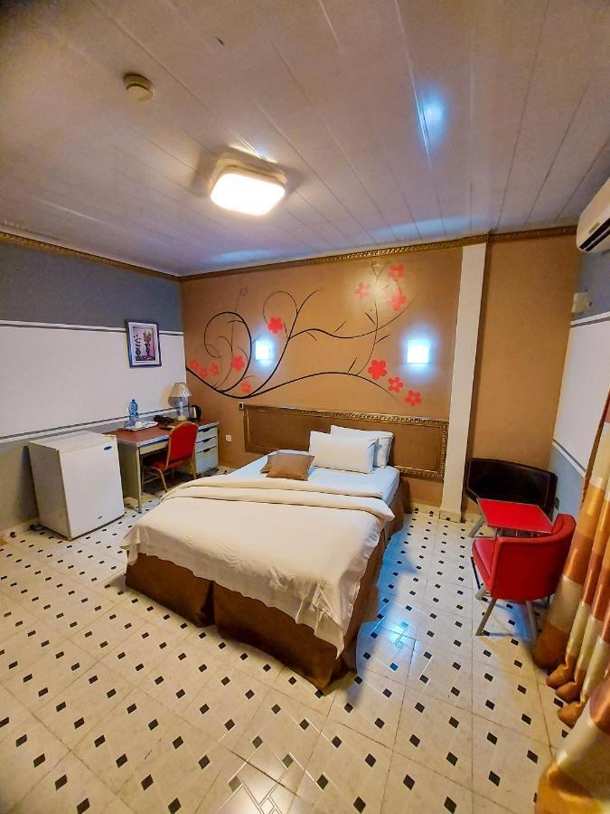 Hotel Relax Kinszasa Zewnętrze zdjęcie