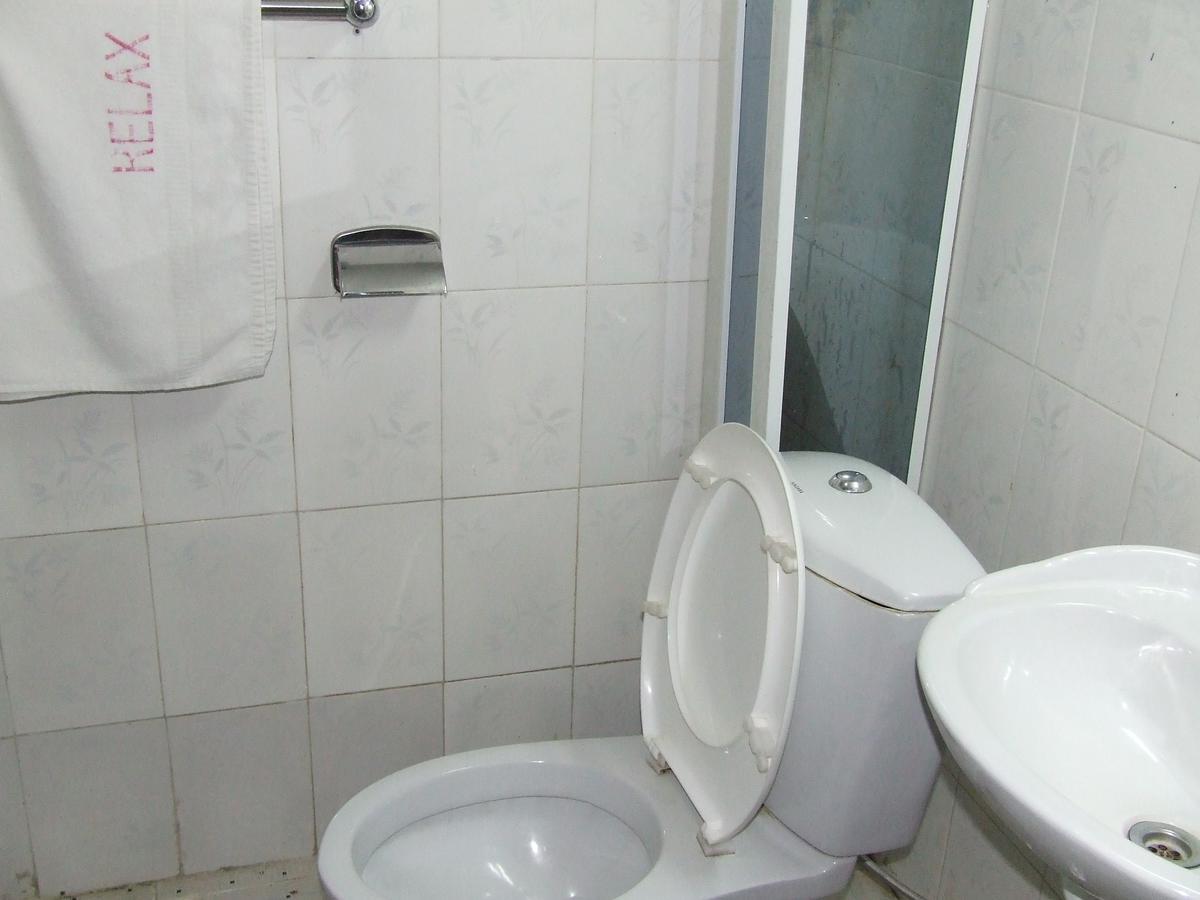 Hotel Relax Kinszasa Zewnętrze zdjęcie